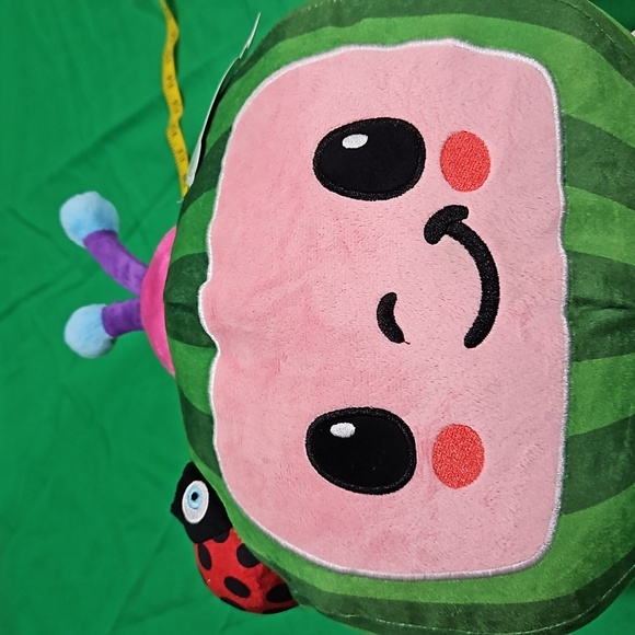 Fun house Cocomelon plush - Picture 8 of 8